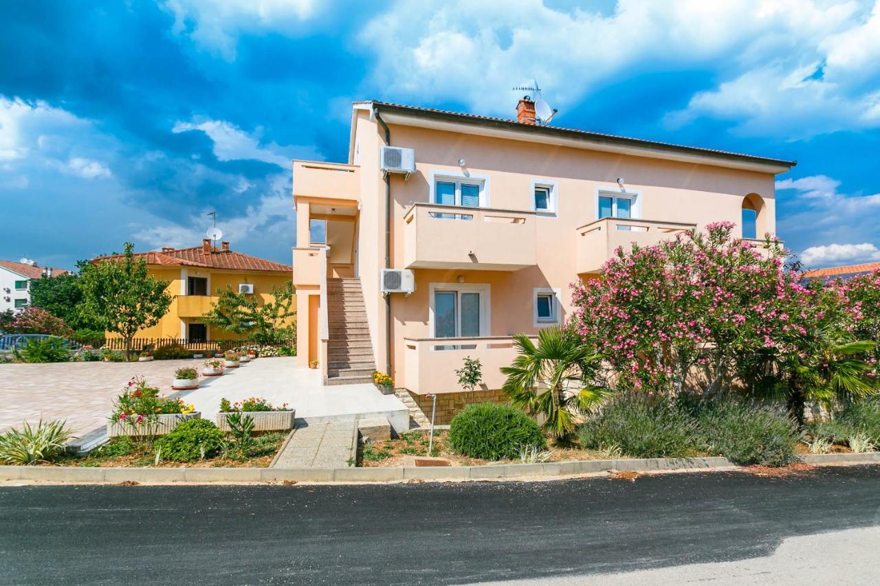 Apartmani Luka Kornić 外观 照片