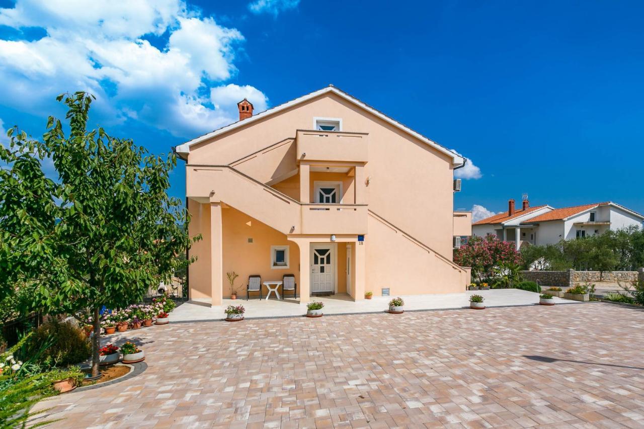 Apartmani Luka Kornić 外观 照片